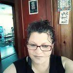 Rebecca Sandifer's Instagram, Twitter & Facebook