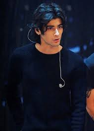 Community Post 15 Pictures That Prove That Zayn Malik Has The Best Hairstyle Ever Zayn Malik Pics Zayn Malik Photos Zayn Malik