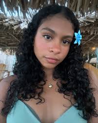 bc nothing feels so big in the immensity of the sea❤️‍🩹