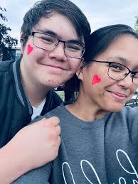 Here's my THS 2025 Graduate, Elijah. I have two other boys graduating next  year but they're at OHS. 😀 I love the idea of collaborating and making  sure they have an incredible