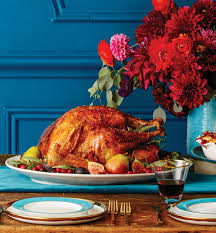 The turkey needs time to thaw and you have to deal with getting to the grocery store beforehand not to mention, you also have to put up your thanksgiving decorations and set a dinner table complete with placemats and a centerpiece to boot. 55 Traditional Thanksgiving Dinner Recipes Easy Thanksgiving Menu Ideas