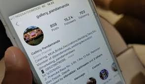Diduga korban penipuan wedding organizer itu akan bertambah karena dari hasil pemeriksaan polisi ada 40 pasangan calon korban yang melakukan transaksi dengan agenda resepsi hingga 2021 mendatang. Penipuan Wedding Organizer Pandamanda Di Depok Ini Penampakan Pelaku Bagian 1