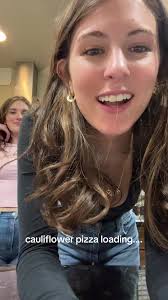 Molly Schulz (@mollyschulzz)