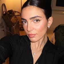 Juan Asebedo's Instagram, Twitter & Facebook