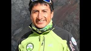 El volcán Parinacota (6348 m), Peru Expeditions with Eric Albino Lliuya