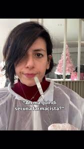 Amanti del mascara, adesso sapete chi ringraziare 😉 Ma il contributo di  Helena Rubinstein nel mondo della cosmetica non finisce qui: per conoscere  tutta la sua storia segui il mio podcast “Cosmetic