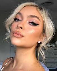 Erin Morlan (erinably)