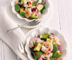 Faire barboter crevettes et poisson dans une marinade à base de lait de coco rehaussé de purée de piments, de poivron rouge. Repas Leger Recette Facile Gourmand