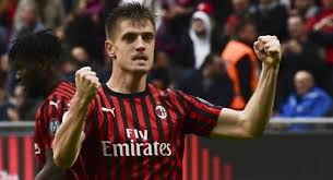 Krzysztof piątek was born on 1 july 1995 in dzierzoniow and plays for hertha berlin. Sedang Paceklik Gol Krzysztof Piatek Kalem