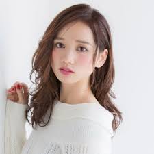 彼のキュンを独り占め タイプ別 愛されヘアスタイル 20選 丸顔 髪型 ロング ロング 丸顔 髪型 ロング