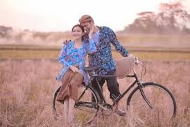Majalengka adalah sebuah kecamatan dari 26 kecamatan di kabupaten majalengka, provinsi jawa barat, indonesia. 5 Tema Prewedding Romantis Simple Dan Berkesan Parasayu Net