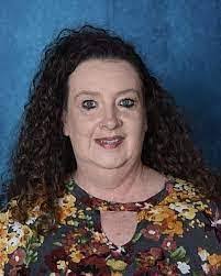 Shana Pyle's Instagram, Twitter & Facebook