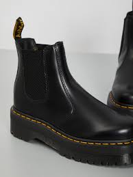 Chelsea boots are slipped on with the help of a branded shoe pull and elasticated side panels. 2976 Bex Smooth Leather Chelsea Dr Martens Mazzola Store