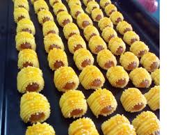 Resepi Tart Nenas Gulung Cair Dalam Mulut Menggoda Di Hari Raya Daridapur Com In 2020 Pineapple Tart Cooking Recipes Pastry Cake