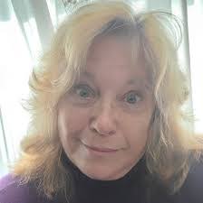 Eileen Flannery's Instagram, Twitter & Facebook