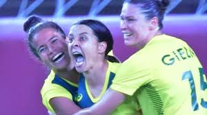 Dezesseis países, divididos em quatro grupos de quatro disputam a primeira fase do torneio de futebol masculino dos jogos olímpicos tóquio 2020. Zb5xavahznaejm