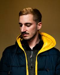 👀 L'EXPO DU MOMENT 👀 ○○ { HOMO FUTURO } @louis.pouilhe Exposition  immersive par Louis Pouilhe, visible du 29/05 au 07/07. → Vernissage de  l'exposition Jeudi 29 Mai à partir de 19h30.