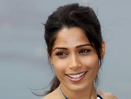 Tons of awesome freida pinto wallpapers to download for free. Freida Pinto Hd Wallpaper Hintergrund 2547x1920