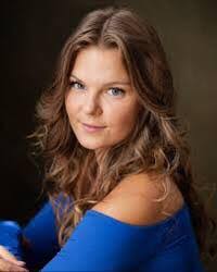 Alison Moyet (Yazoo) & her daughter Caitlyn (2016) 😀