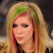 That's what i get for sk8ing in my slippers. Avril Lavigne Heiratet Chad Kroeger Von Nickelback Stars