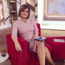 Jun 02, 2021 · em média, 434.600 pssoas estiveram a assistir ao programa de júlia pinheiro. Depois De Perder O Pai Julia Pinheiro Quis Fazer Manhas Na Tv Para Nao Voltar A Faltar A Familia