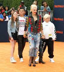 Dear zuma, se eu pudesse cuidar de você o meu amor seria duplicado ou triplicado, e claro tu te tornas responsável por aquilo que tu cativas. Kingston Rossdale Gwen Stefani Zuma Nesta Rock Rossdale At Ugly Dolls Premiere Growing Your Baby