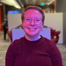 Heather Bynum's Instagram, Twitter & Facebook