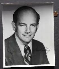 1972-97 Louisiana Democratic Senator J. Bennett Johnston autographed 8x10  photo-