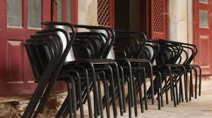 259,90 € 149,90 € lagernd. Stapelstuhl Kunststoff Terrasse Garten