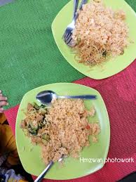 Yuk yang mau belanja beli di bandung. Bantal Guling Guest House Penginapan Murah Dekat Alun Alun Bandung