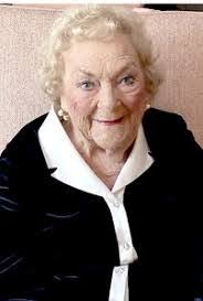 Leslie Vaden's Instagram, Twitter & Facebook