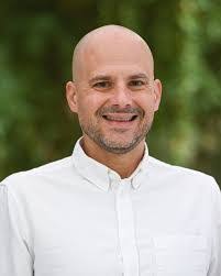 Aaron Bardo's Instagram, Twitter & Facebook