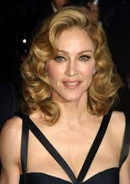 Vintage Hairdo With Big Waves And Layers Medium Length Layered Hairstyles For Women Medium Length Hair Styles Mid Length Hair Medium Length Hair With Layers