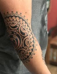 Either way, if you are seeking a maori tattoo design, you need to make sure you go to an appropriate tattoo artist. 25 Best Maori Tattoo Designs With Meanings