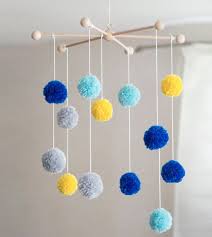 Pin Von Beleza Impoluta Auf Pompons Bommel Mobile Diy Pompons Baby Diy