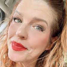 Lindsey Mize's Instagram, Twitter & Facebook