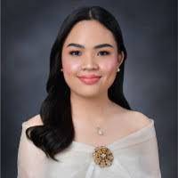 Kathy Nieves's Instagram, Twitter & Facebook