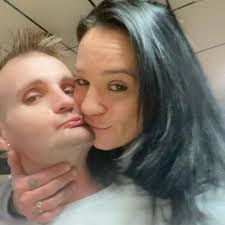 Looking for a clean 2.2 SINGLE CAB (short bed) MANUAL ONLY S10 for sale!!  Located in Colorado