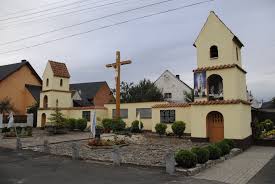 *węgry in gmina żórawina, wrocław county in lower wegry — original name in latin wgry name in other language state code pl continent/city. Datei Chapel And Warmemorial In Wegry Turawa Jpg Wikipedia