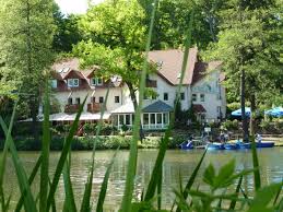 Leaves of the orange tree are laying on the road. Hotel Haus Am See Thuringen Bei Hrs Gunstig Buchen