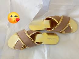 Kiss feet and adore are semantically related. Feet Adore Posts Facebook