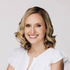 Jennifer Hochstetler's Instagram, Twitter & Facebook