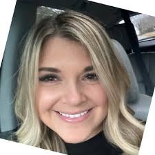 It's the end of an era...the original Sage Family of Companies' HR team got  together one last time! We celebrated engagements, new marriages, new  homes, no drama, bangs, accents and more! As