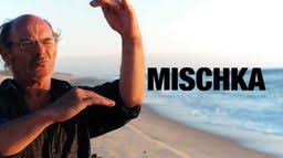 Comme chaque dimanche de cette année de 1912, un vieux peintre au crépuscule de sa vie accueille ses enfants dans sa maison de campagne. Un Dimanche A La Campagne En Streaming Direct Et Replay Sur Canal Mycanal