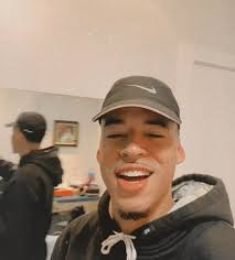 Stream tracks and playlists from l7nnon on your desktop or mobile device. L7nnon Cantores De Rap Cantores O Grande Amor Da Minha Vida