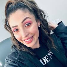 Christina Lowery (@christinas_fitness_2.0) • Instagram photos and videos