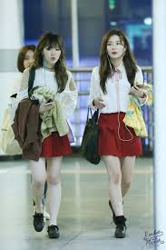 (wendy started laughing even before irene finished her words.) . Pin By Zumar On Red Velvet Style Wendy Red Velvet Velvet Fashion Red Velvet Seulgi