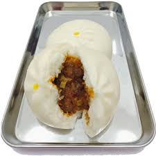 Pau sambal ataupun dikenali juga dengan nama burger malaysia ni memang menjadi kegemaran ramai terutamanya untuk hidangan sarapan pagi ataupun minum petang. Pau Sambal Petai Nasi Lemak Madu