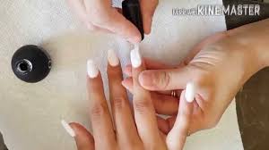 Representan un ahorro de tiempo, sus diseños se pueden adaptar a cualquier ocasión y no hay mucho que objetarles. Unas Acrilicas Blancas White Acrilic Nails Youtube