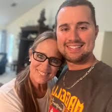 Melanie Marie Mitchell Markham (@melaniemmarkham) • Instagram photos and  videos